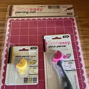 WE R Memory Keepers Piercing Mat 2 Piercers Zig Zag NEW